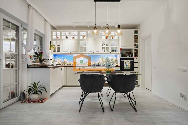 Balotest vila individuala moderna, 1500mp teren, vedere catre Codrii Vlasiei